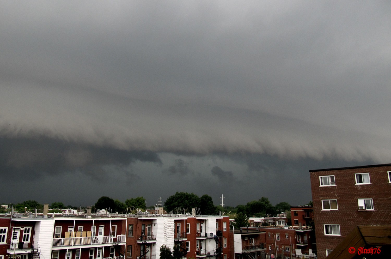 Arcus et orage du 17 Juillet 2012 (Montréal, Canada)