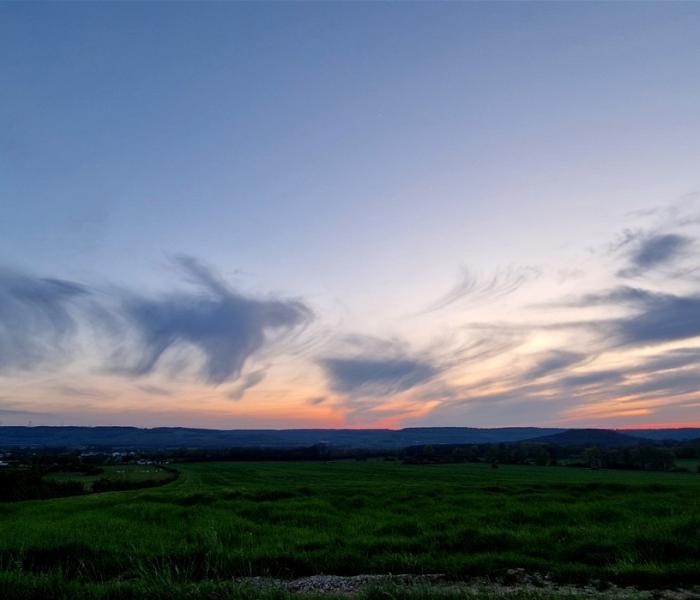 29/04/2023 - Cirrus et virgas d'altitude en Bourgogne