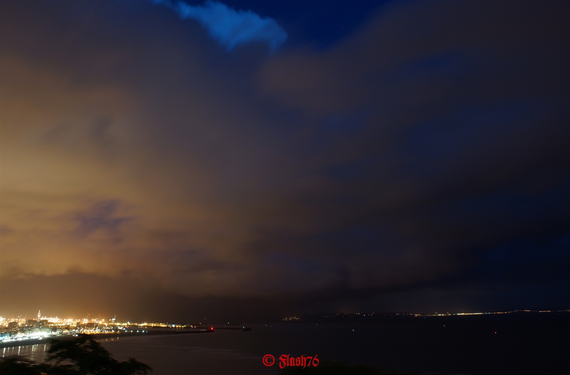 Orage d'air froid éclairé par le crépuscule, le 09/09/2017 au Havre (76)