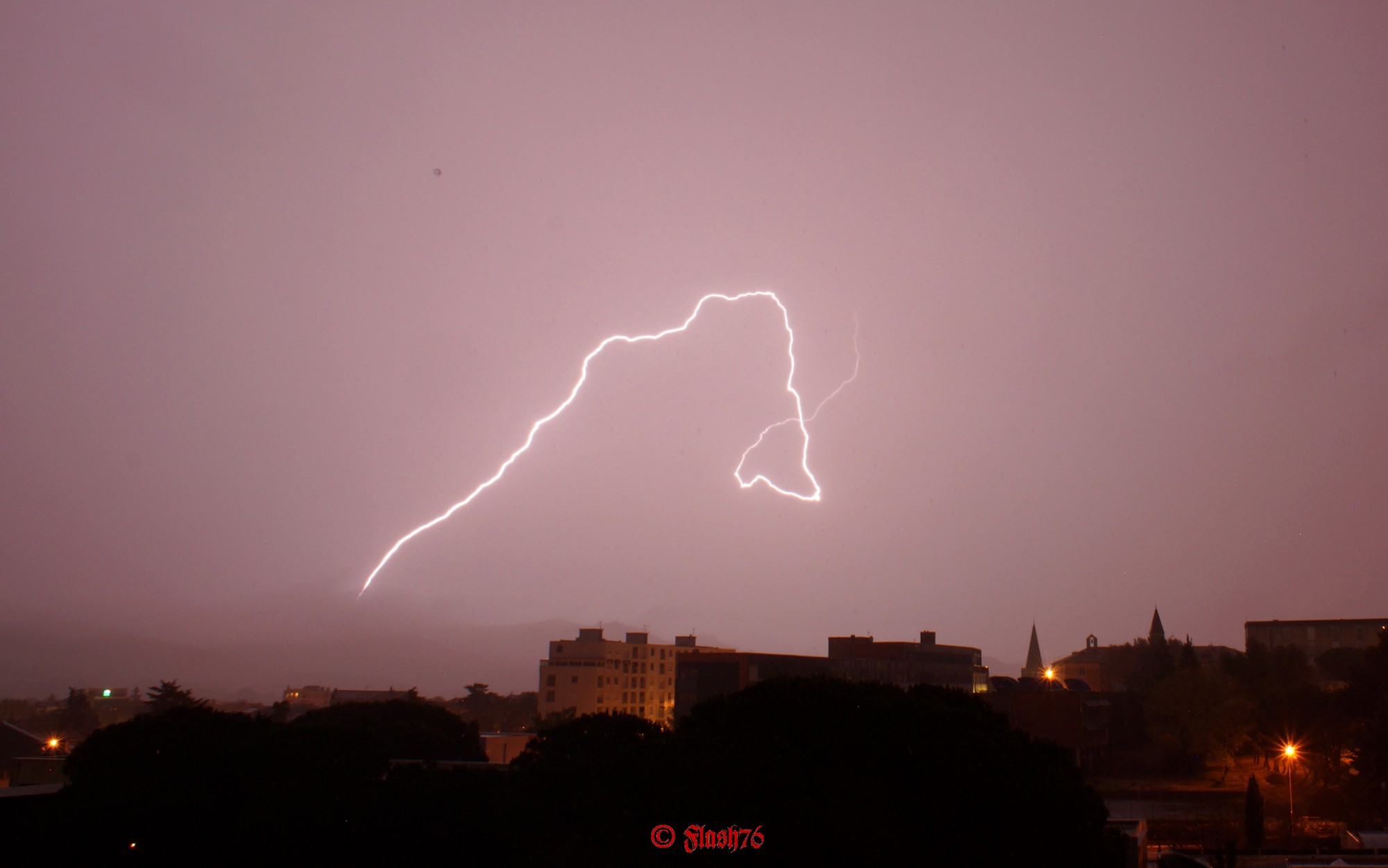 Orage cévenol à Bagnols-sur -Cèze (30) et en marge le 04/11/2017