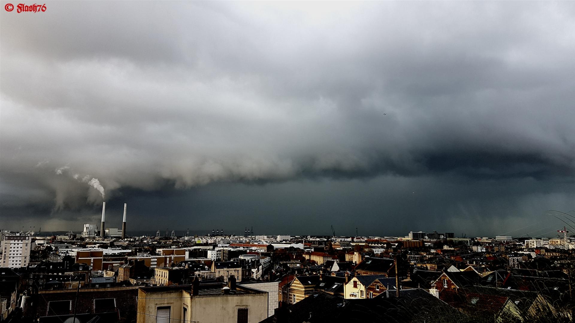 Ciel noir d'encre