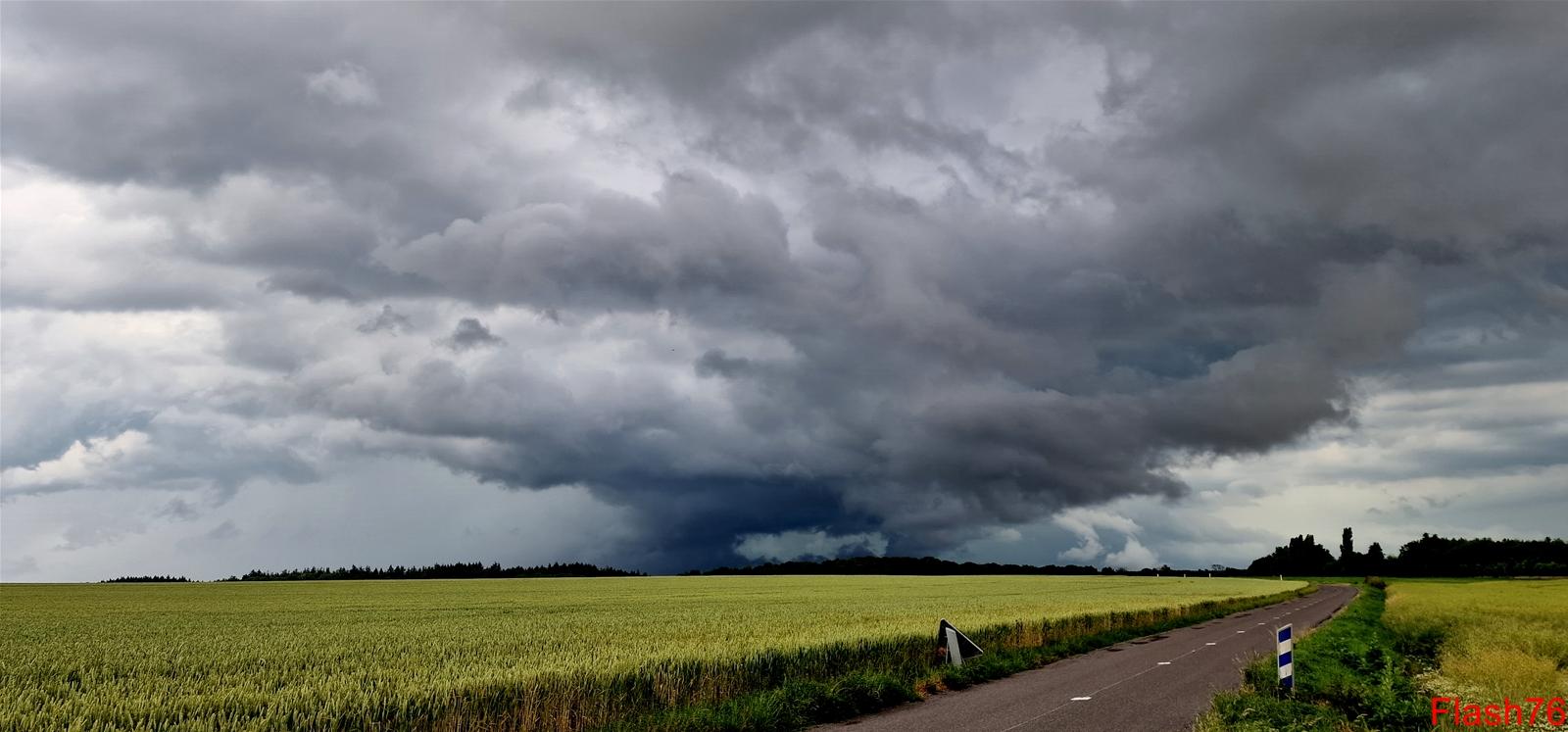 Orage s'évacuant