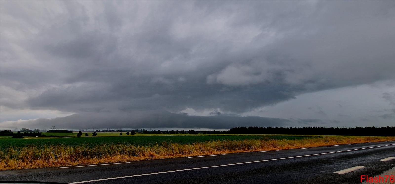 Orage producteur de très forte pluie