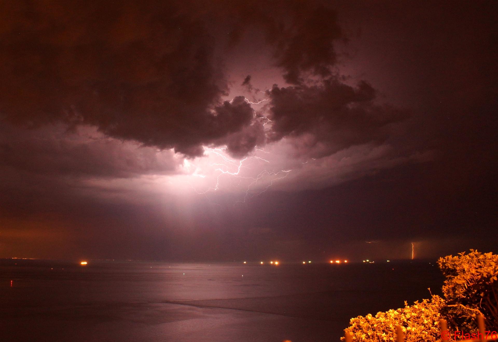 Orage à base élevée