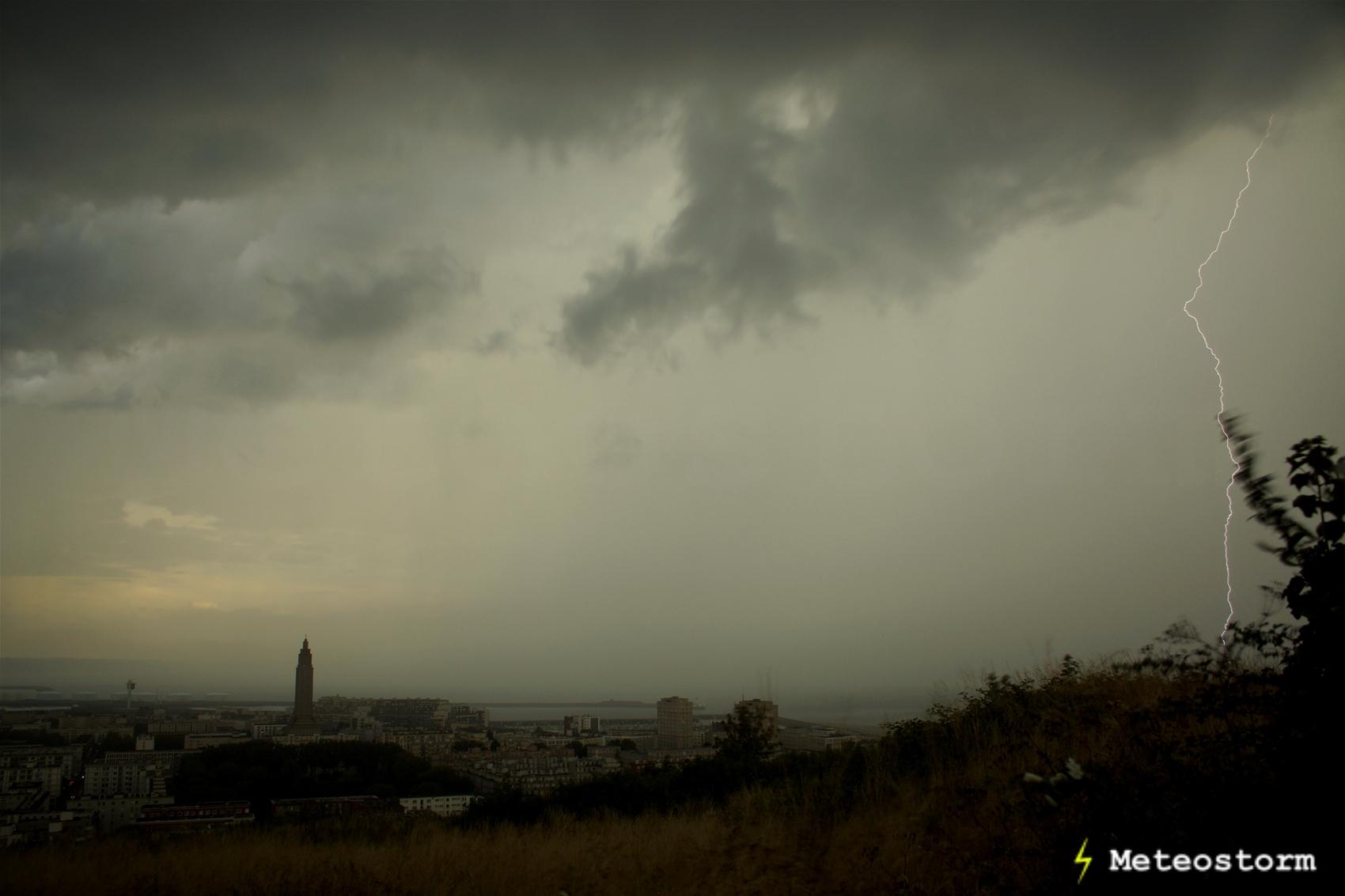 L'orage se rapproche